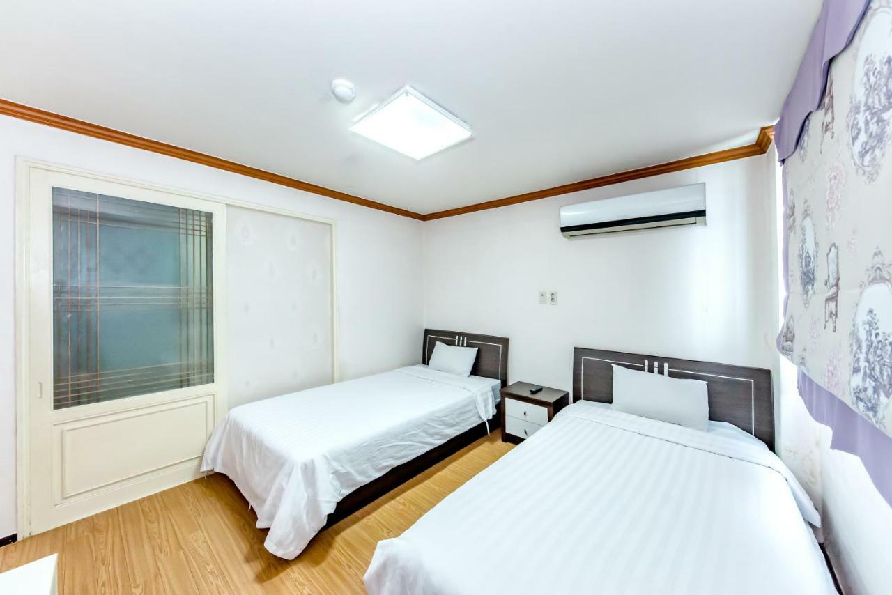 Tamragio Residence Hotel Jeju Exterior photo